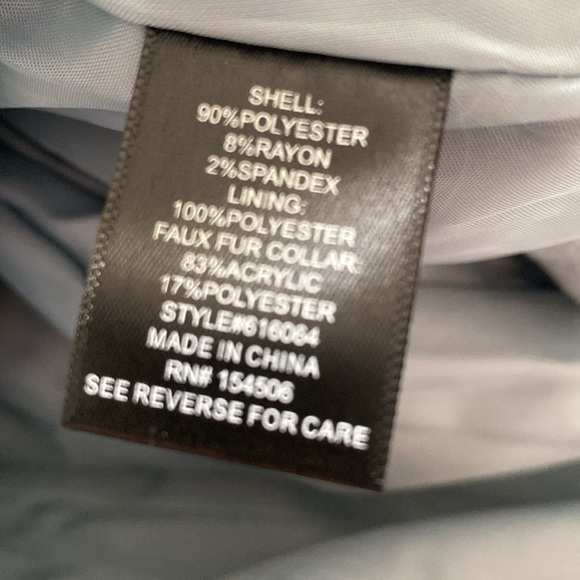 Colleen Lopez light blue coat - Picture 8 of 8